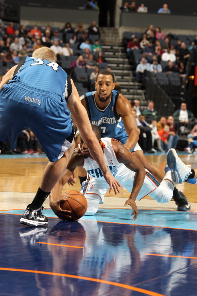 她凭借稳定 她凭借稳定