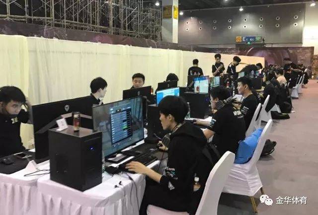 而在这样一 而在这样一