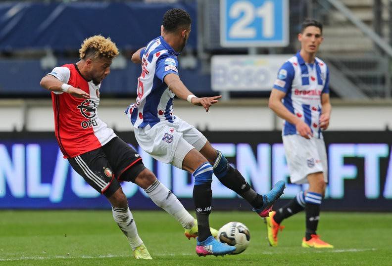 裁判维持了 裁判维持了